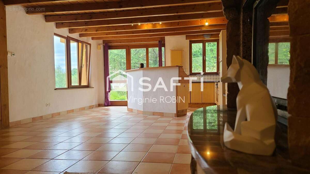 Appartement 127 m² à Reichsfeld  - photo 3