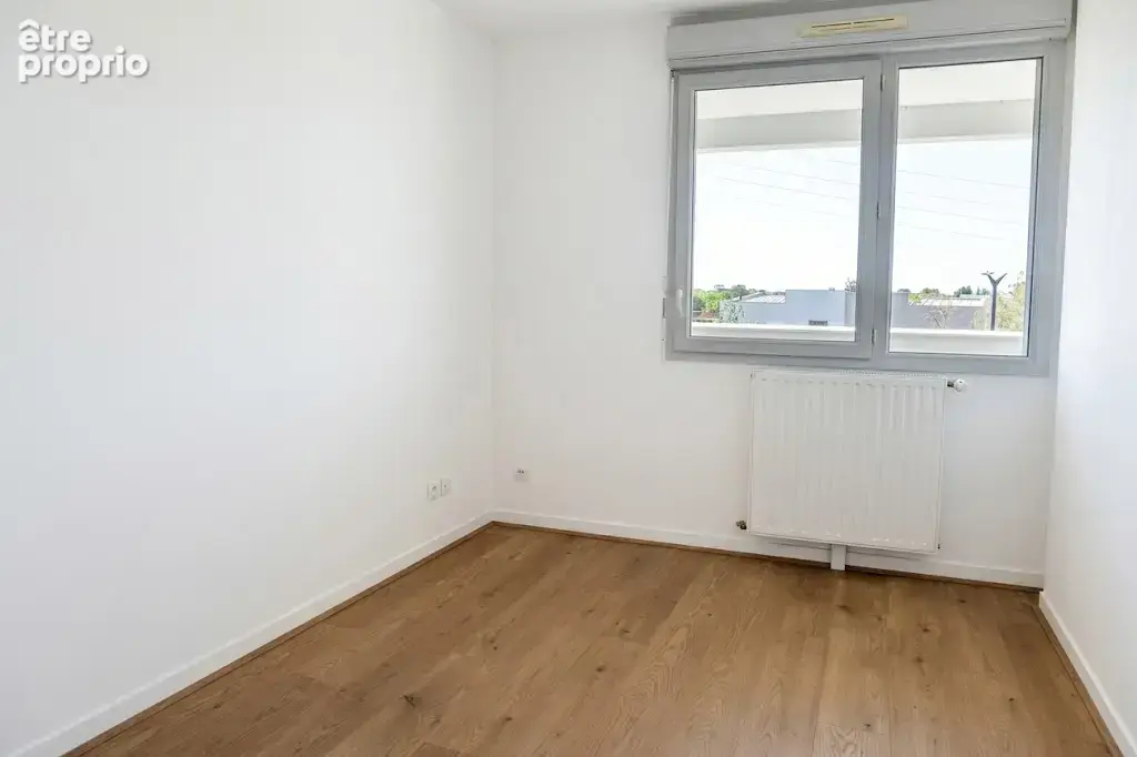 BRUGES - Secteur le Tasta - Lac - T3 TBE avec grand Balcon et 2 Parkings privatifs - photo 10