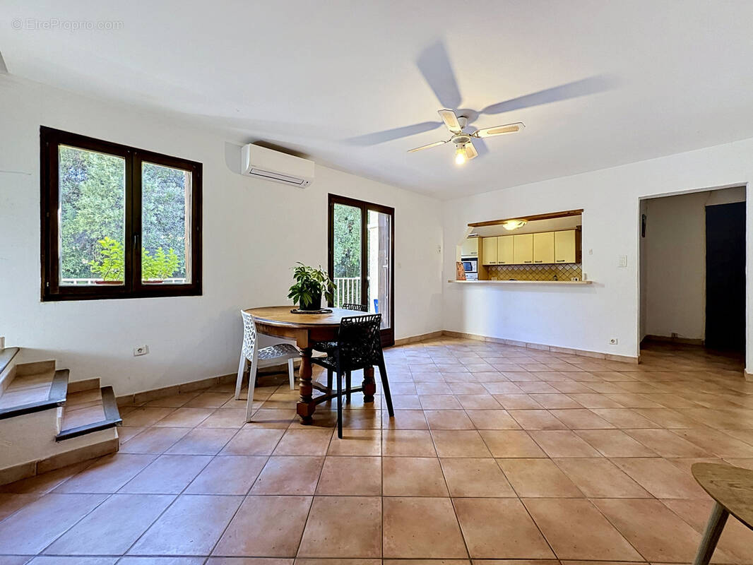 Appartement à SARI-SOLENZARA