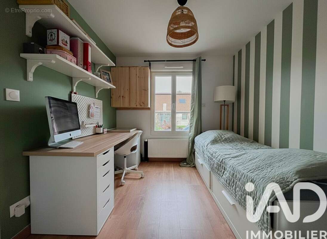 Photo 8 - Maison à NEAUPHLETTE