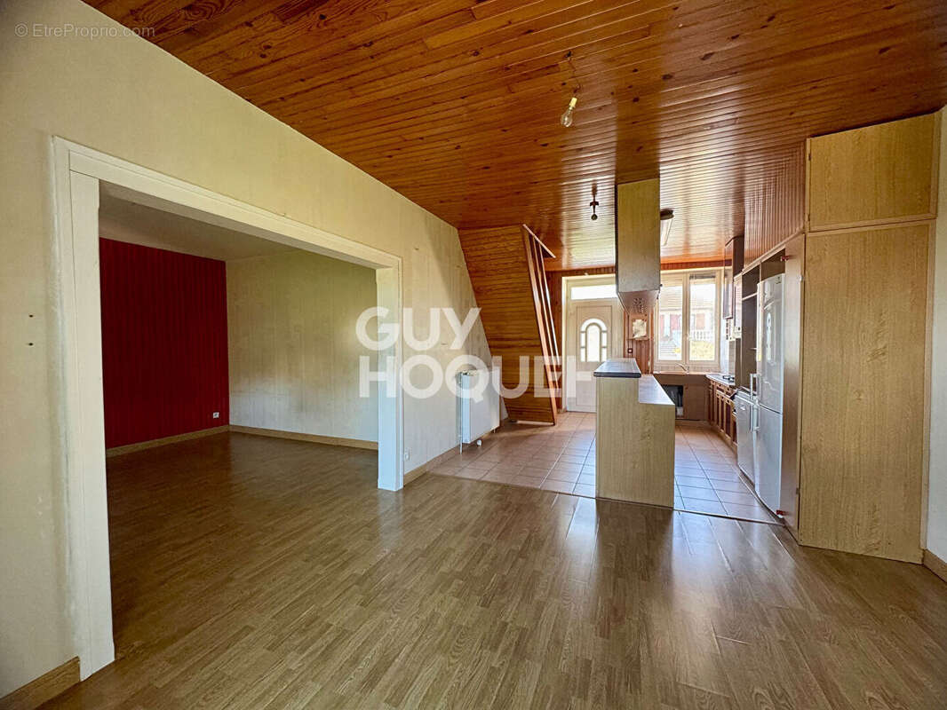 Maison à LE CREUSOT