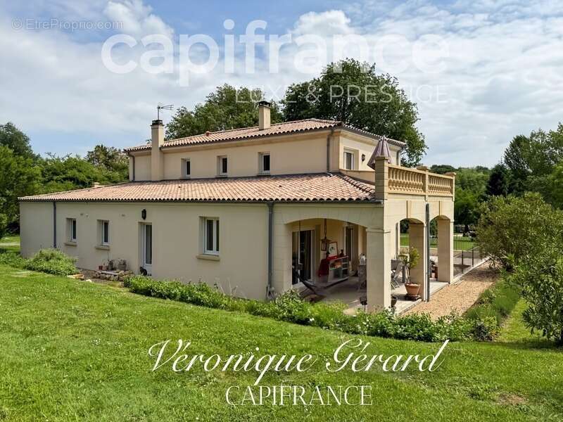 Maison à SALLEBOEUF