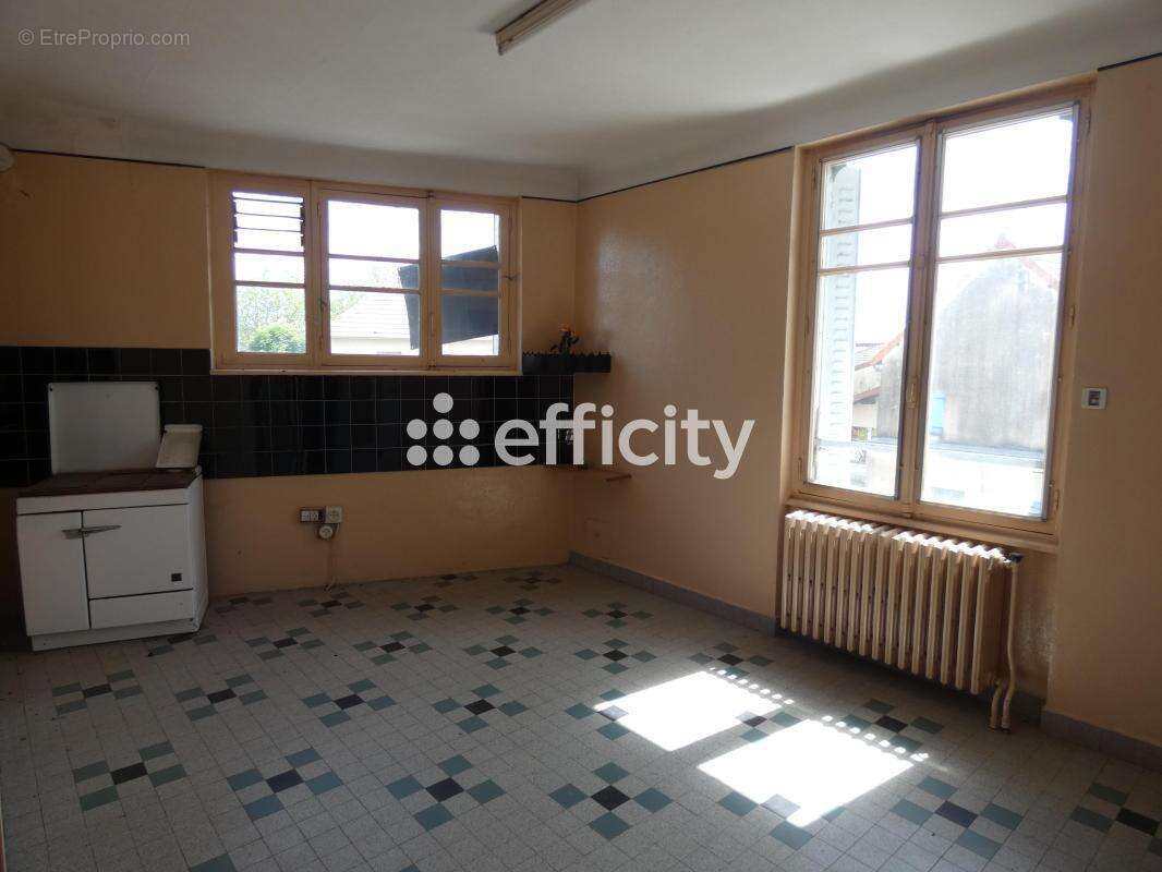 Maison 85 m² à Servant  - photo 6