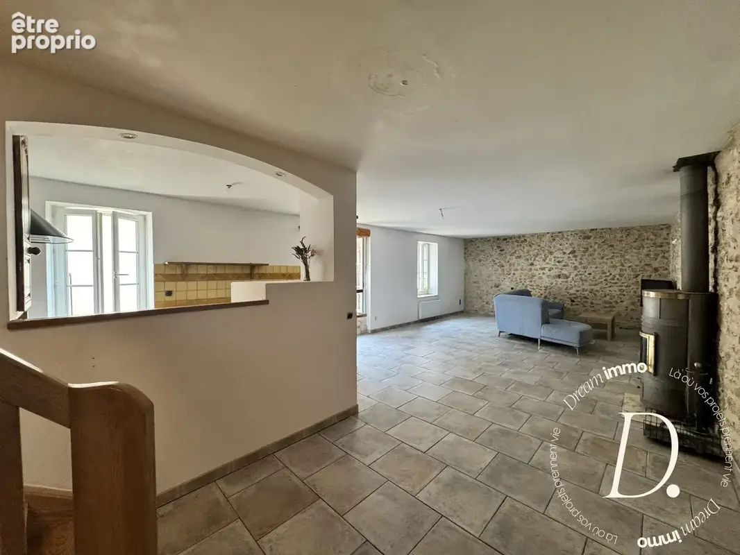 Photo Maison à Saint-Jean-De-Fos au prix de 345 000€