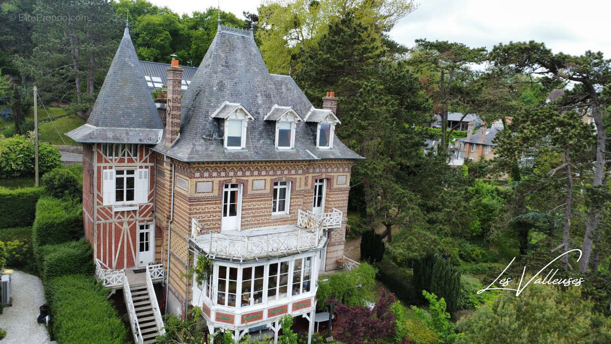 Maison à HAUTOT-SUR-MER