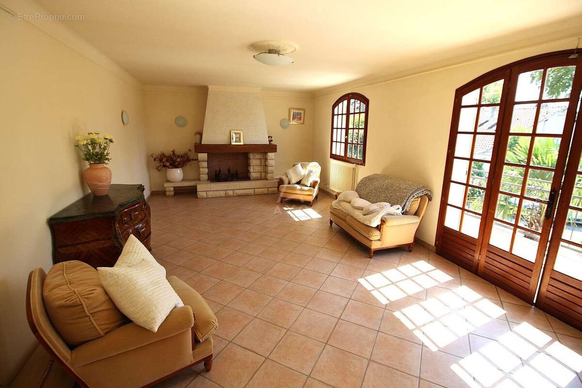 Maison à CASTELSARRASIN