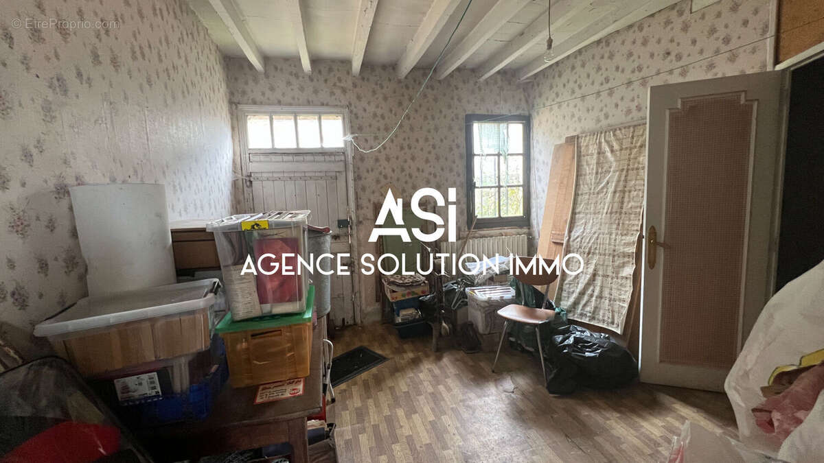 Maison à VILLAINES-LA-JUHEL