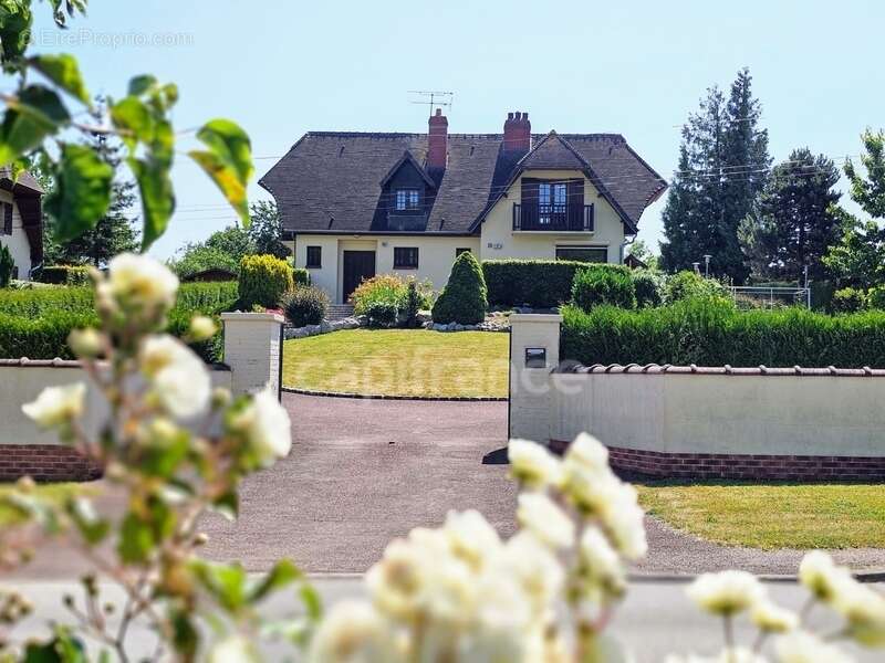 Maison à BLANGY-SUR-BRESLE