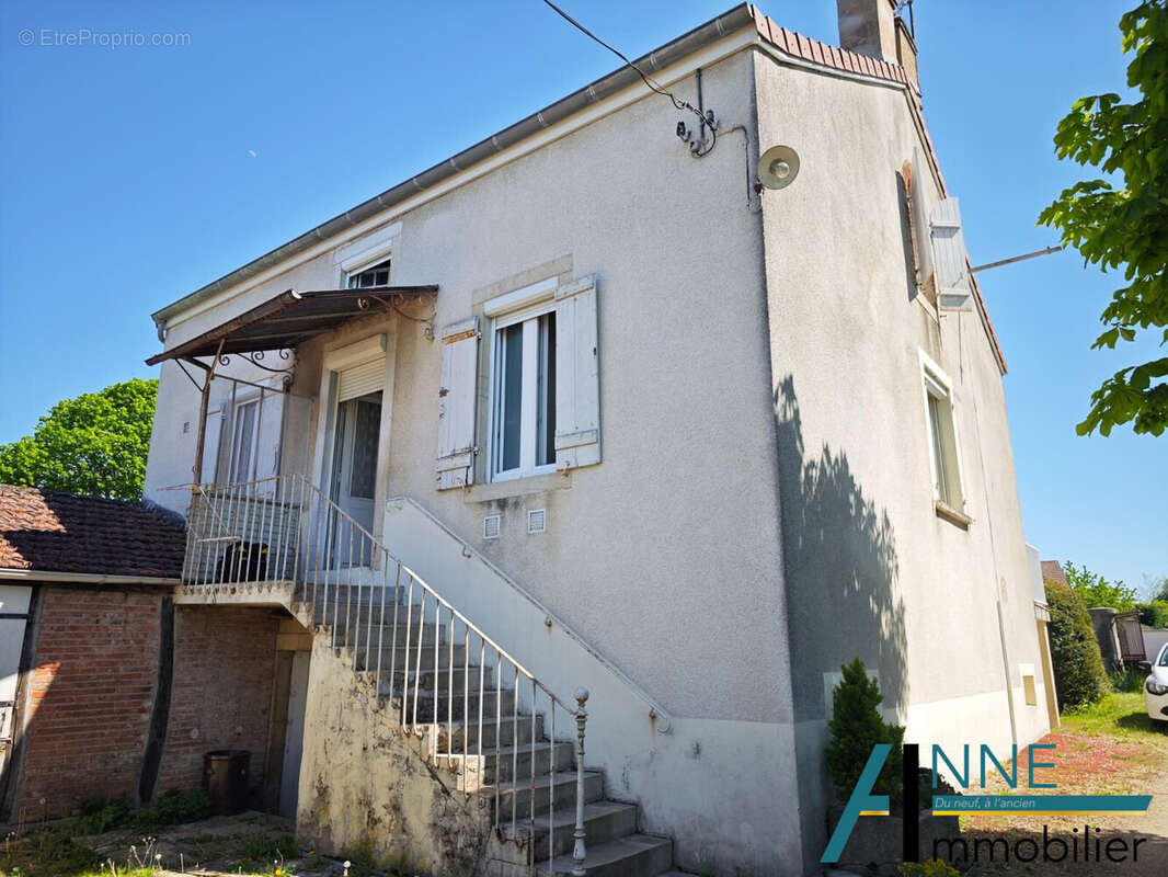 Maison à DEMIGNY