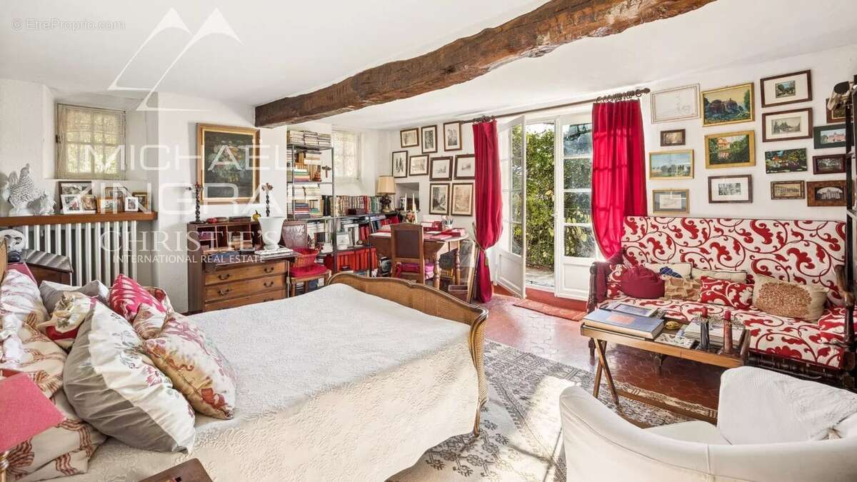 Maison à SPERACEDES