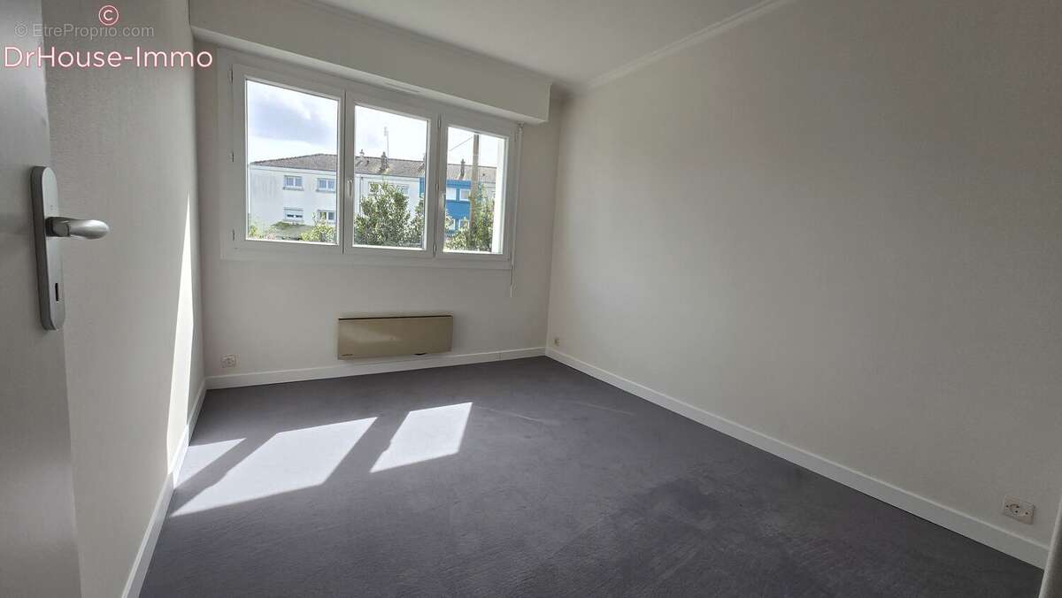 Maison 118 m² à Saint-Herblain  - photo 7