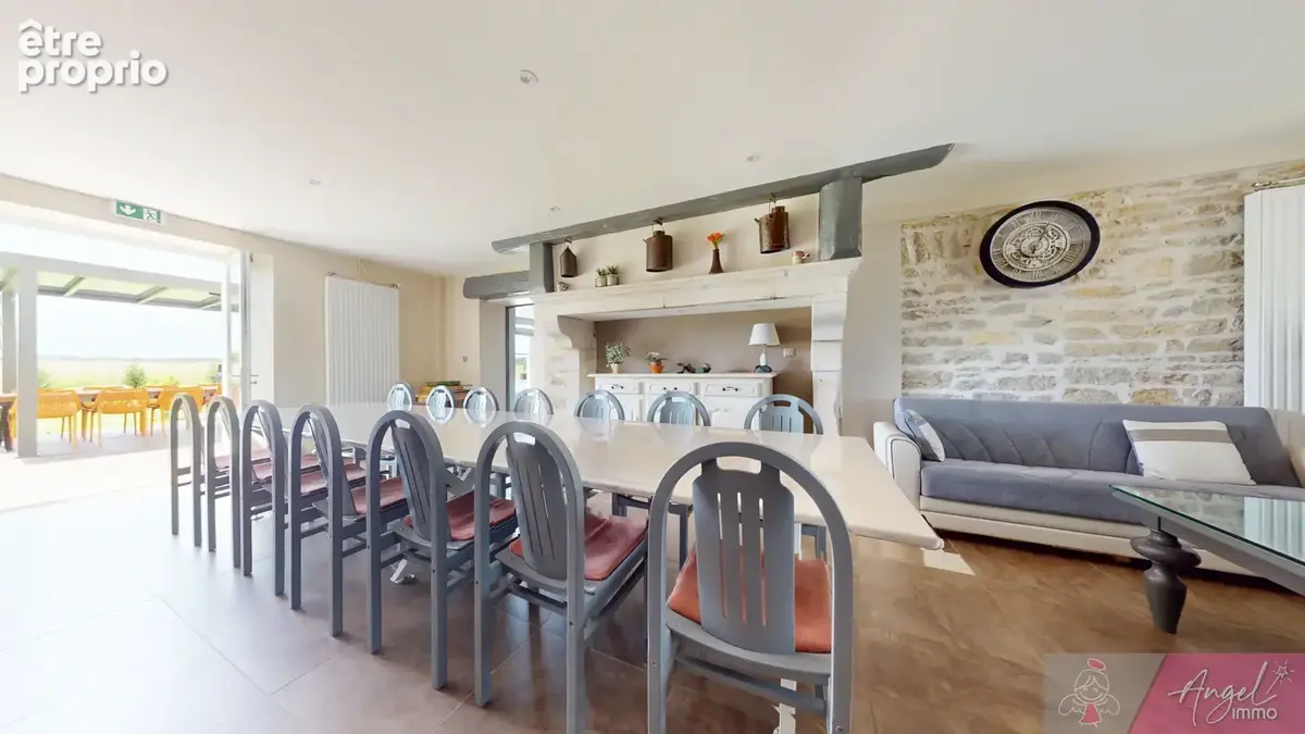 Propriété de caractère sur plus d'1 hectare de terrain - photo 11