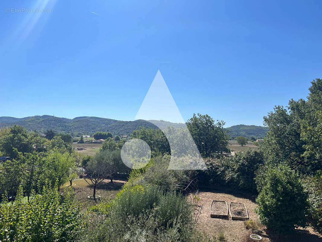 Maison à GREOUX-LES-BAINS