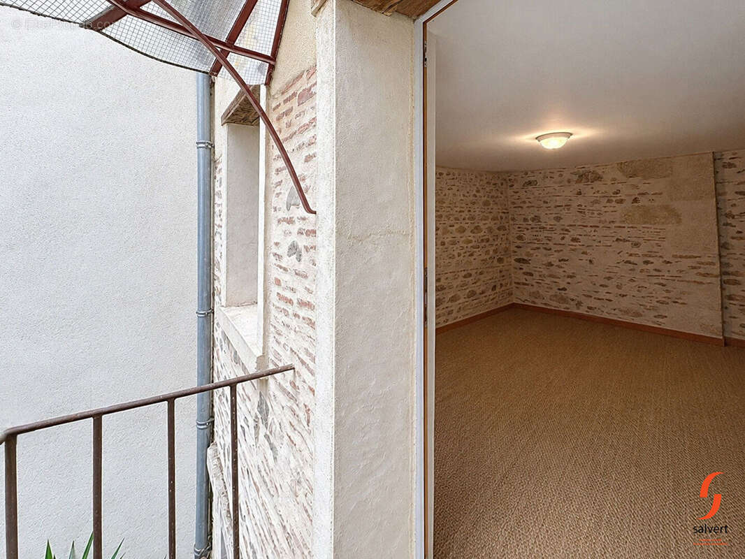 A Vendre, Maison 4 chambres et un bureau. - photo 15