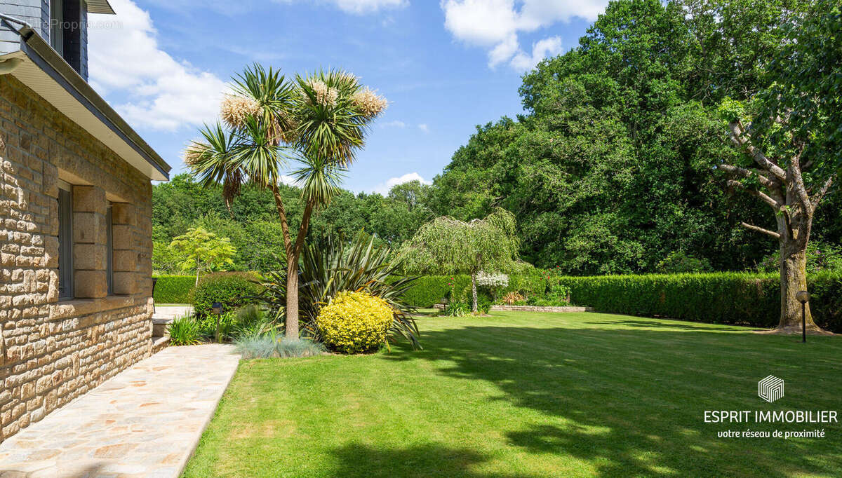Maison à RIEC-SUR-BELON