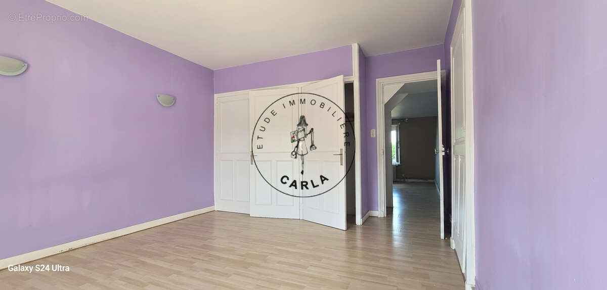 Maison de village ensoleillée à saint laurent de chamousset - photo 3
