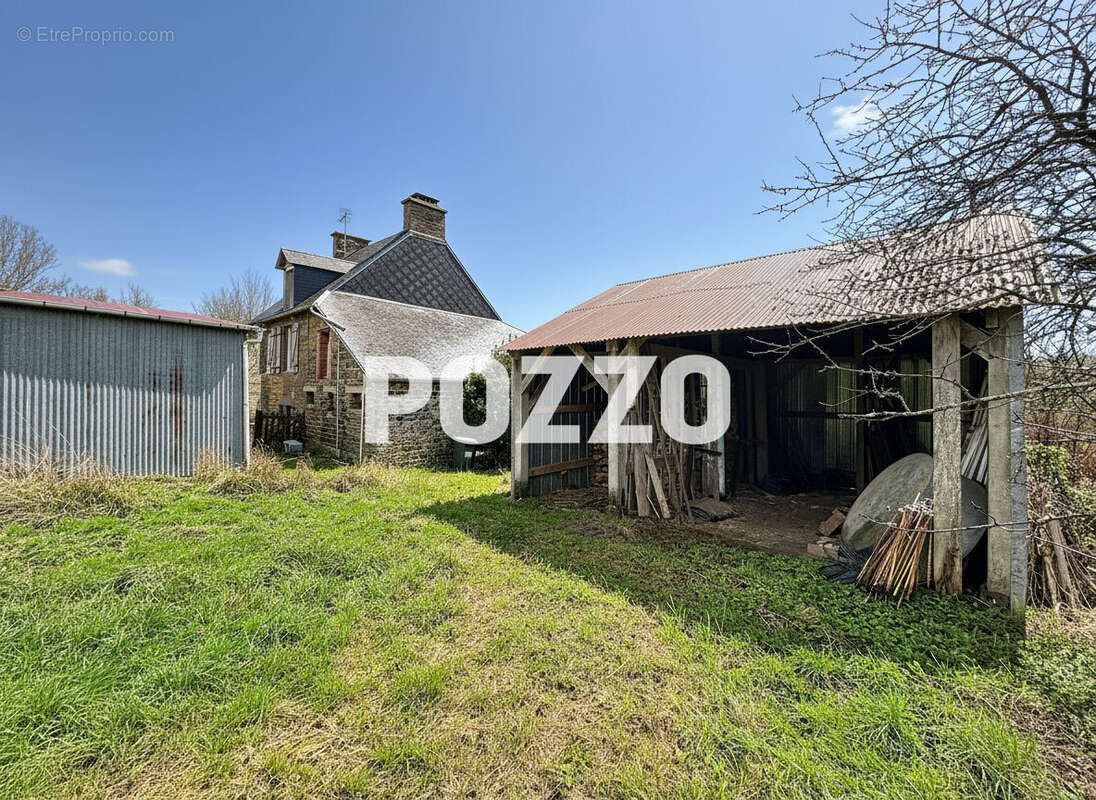 Maison à TESSY-SUR-VIRE