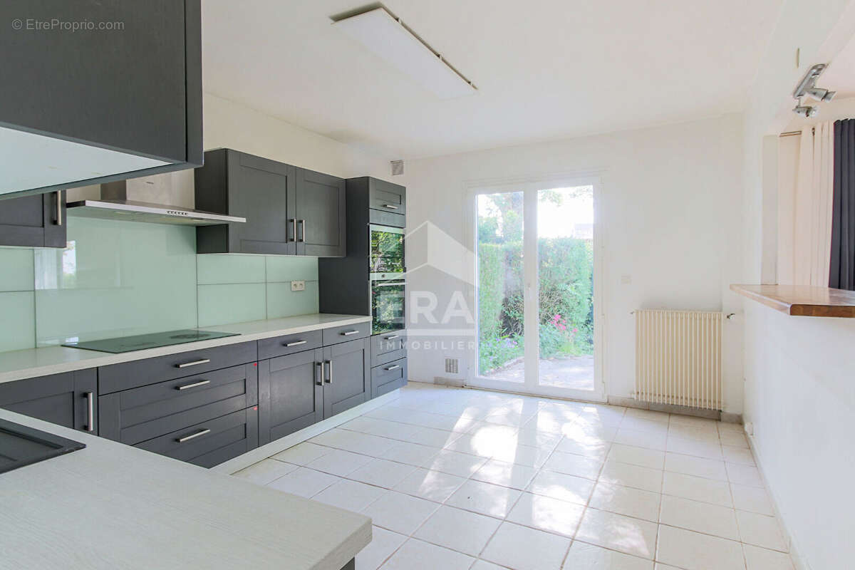 Maison 133m² à crespières - photo 7