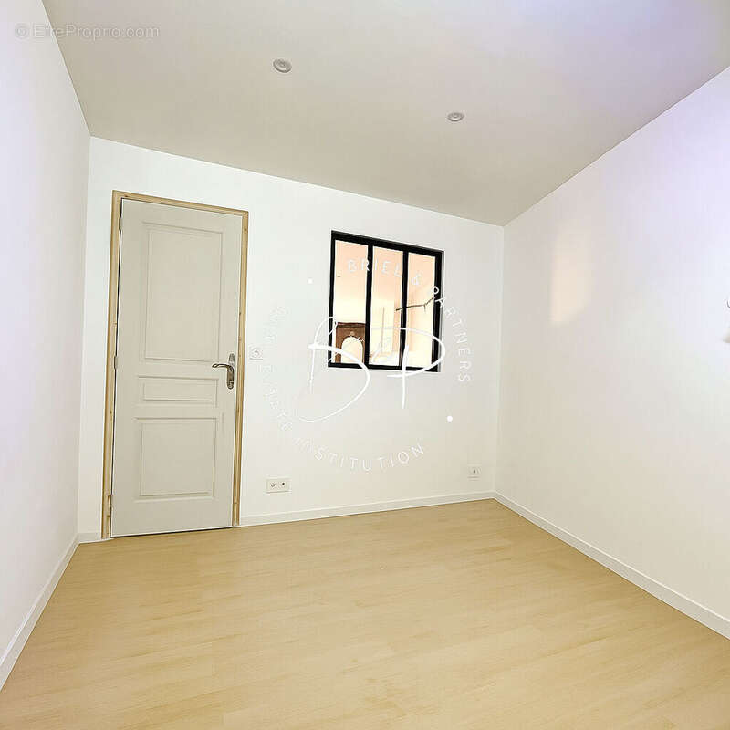 Appartement à CARCES