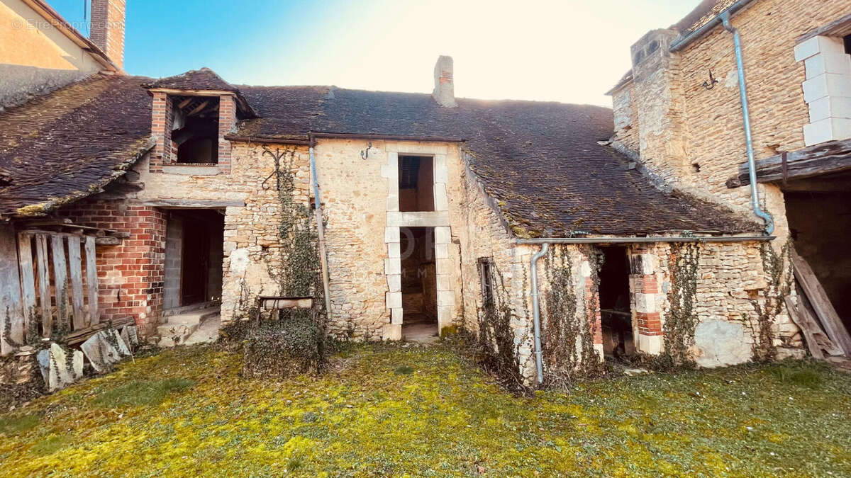Maison à DYE