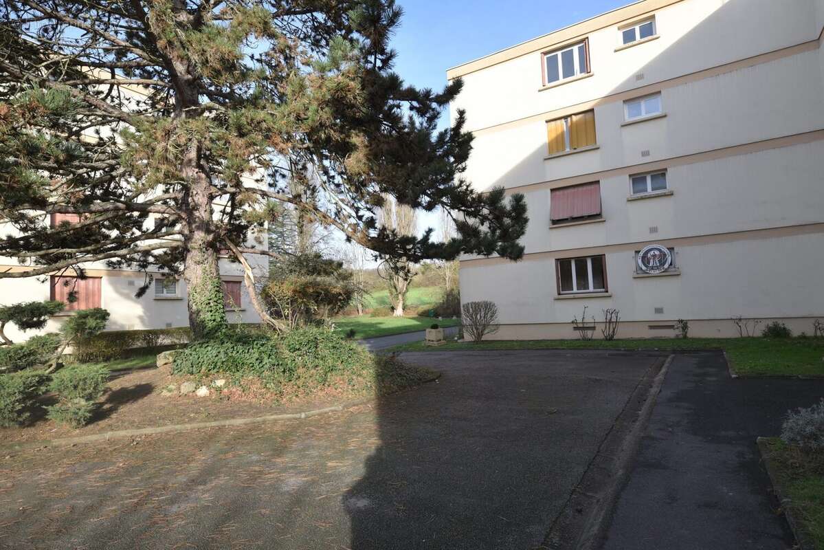 Appartement à COUBRON