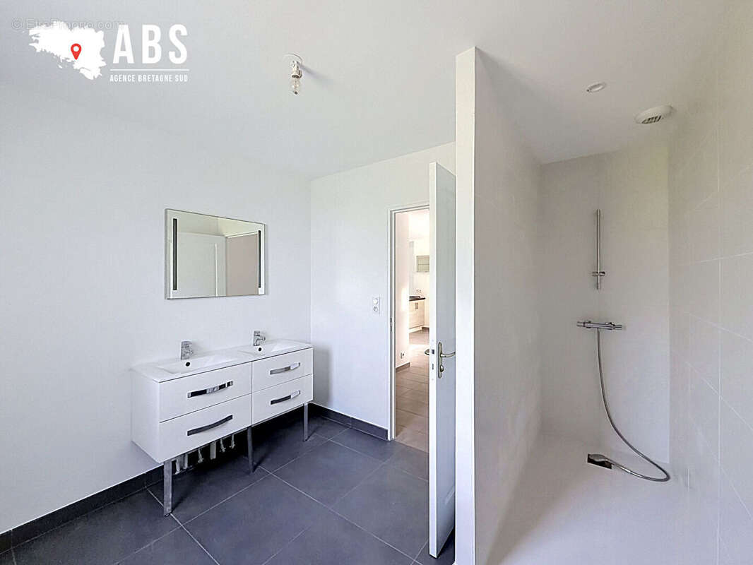 Maison 113 m² à Nivillac  - photo 5