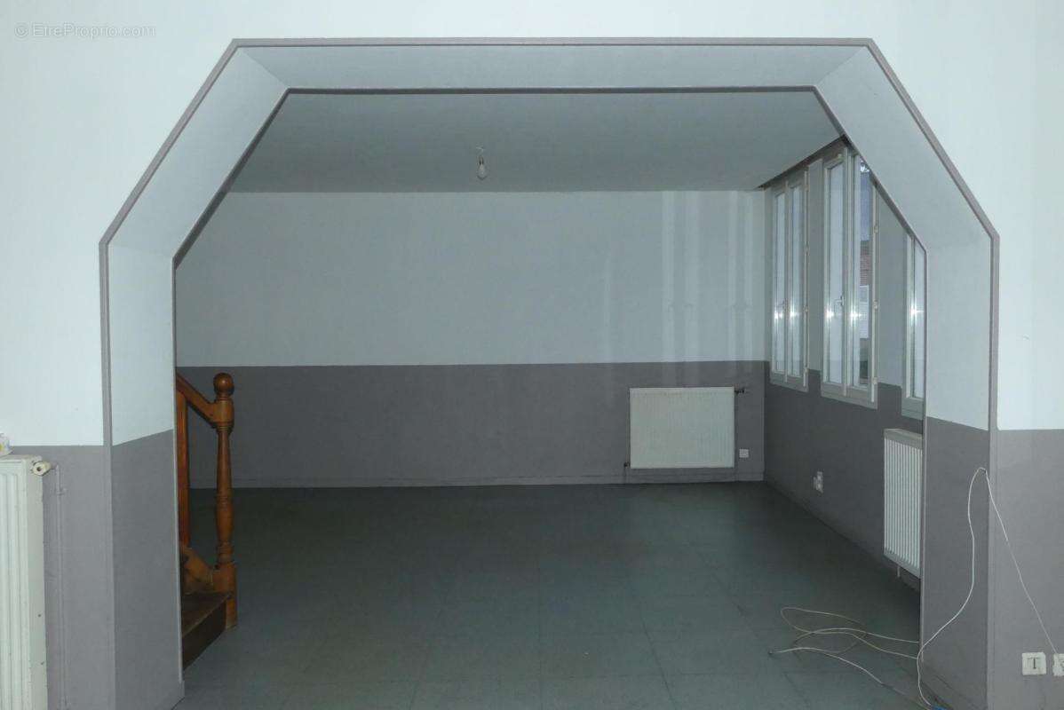 Maison à TOURS-EN-VIMEU