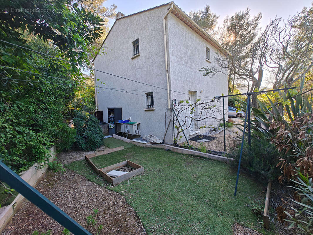 Villa individuelle Toulon 4 pièce(s) 98 m2 sur terrain de 685m2 au calme - photo 12