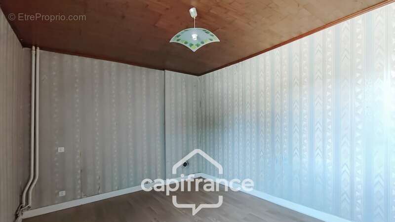 Maison type longère à Rénover  20 pièces  (47) - photo 26