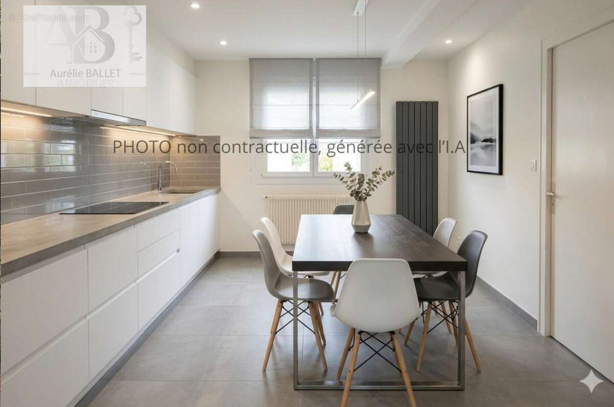 Maison à LUGON-ET-L'ILE-DU-CARNAY