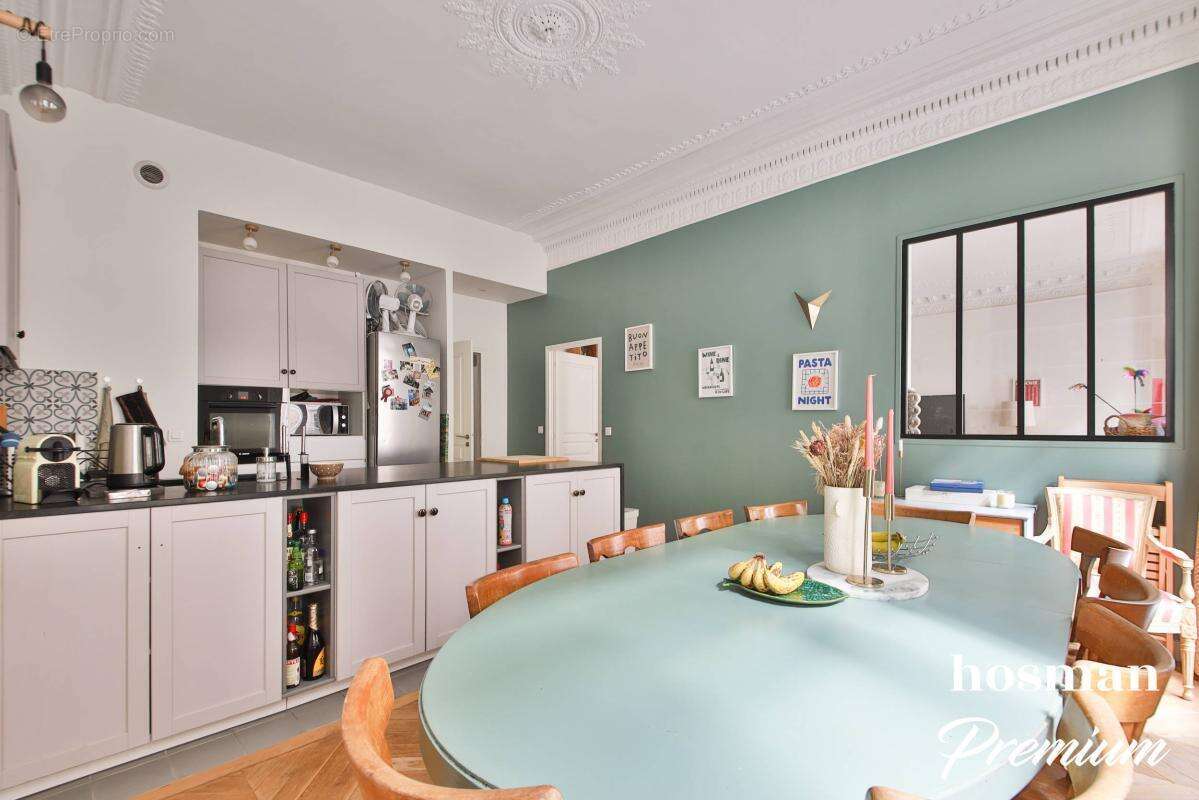 Appartement à PARIS-9E