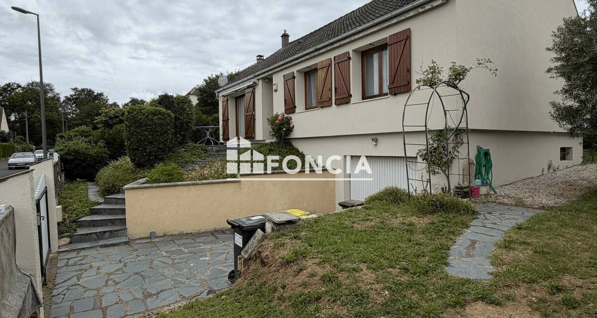 Maison à OSNY
