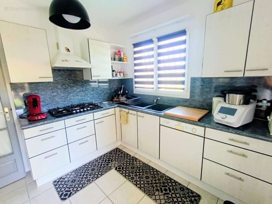Maison à VILLENEUVE-LES-BEZIERS