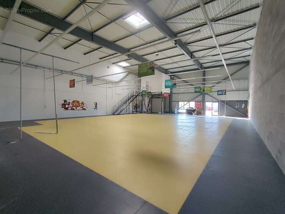 Autre à BOURGOIN-JALLIEU