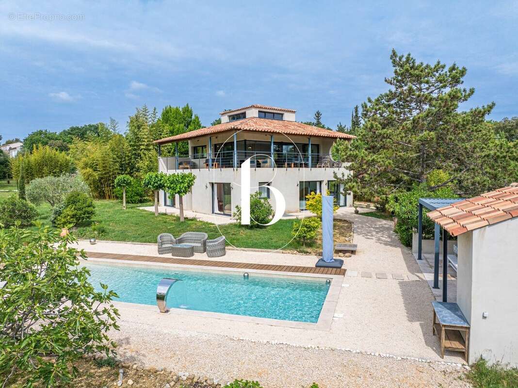Maison à UZES