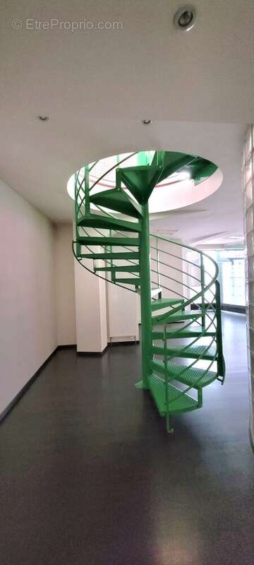 Commerce à RAON-L'ETAPE