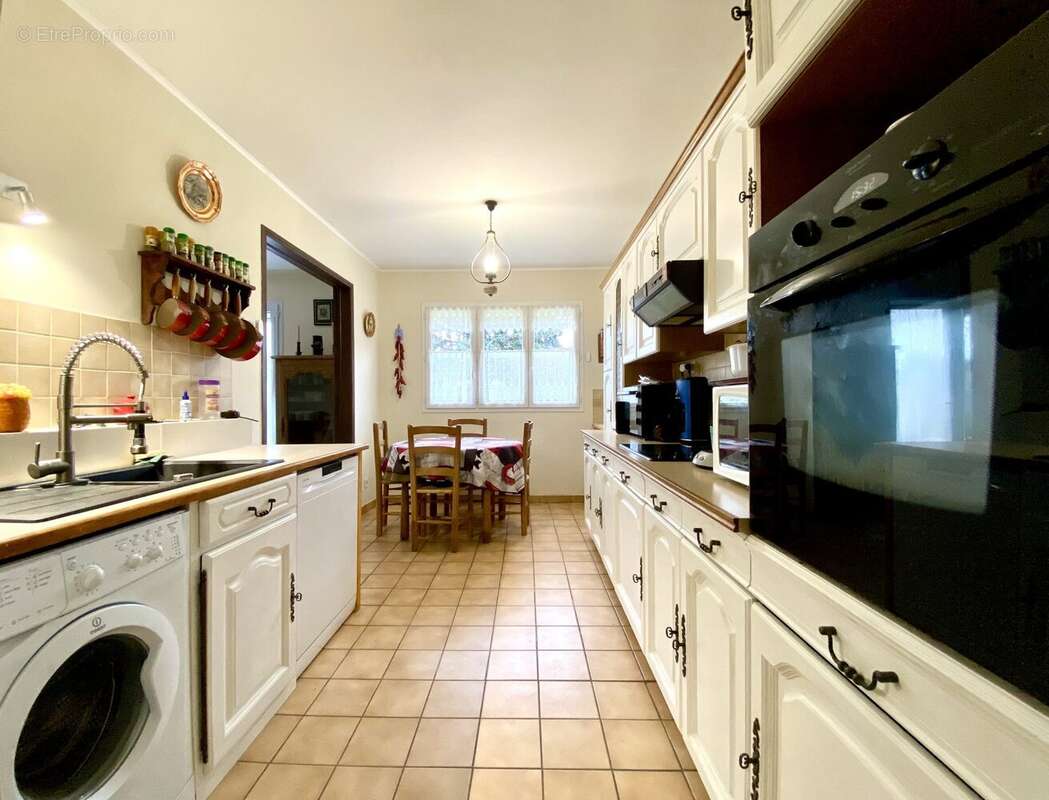 Maison à NOGENT-LE-ROI