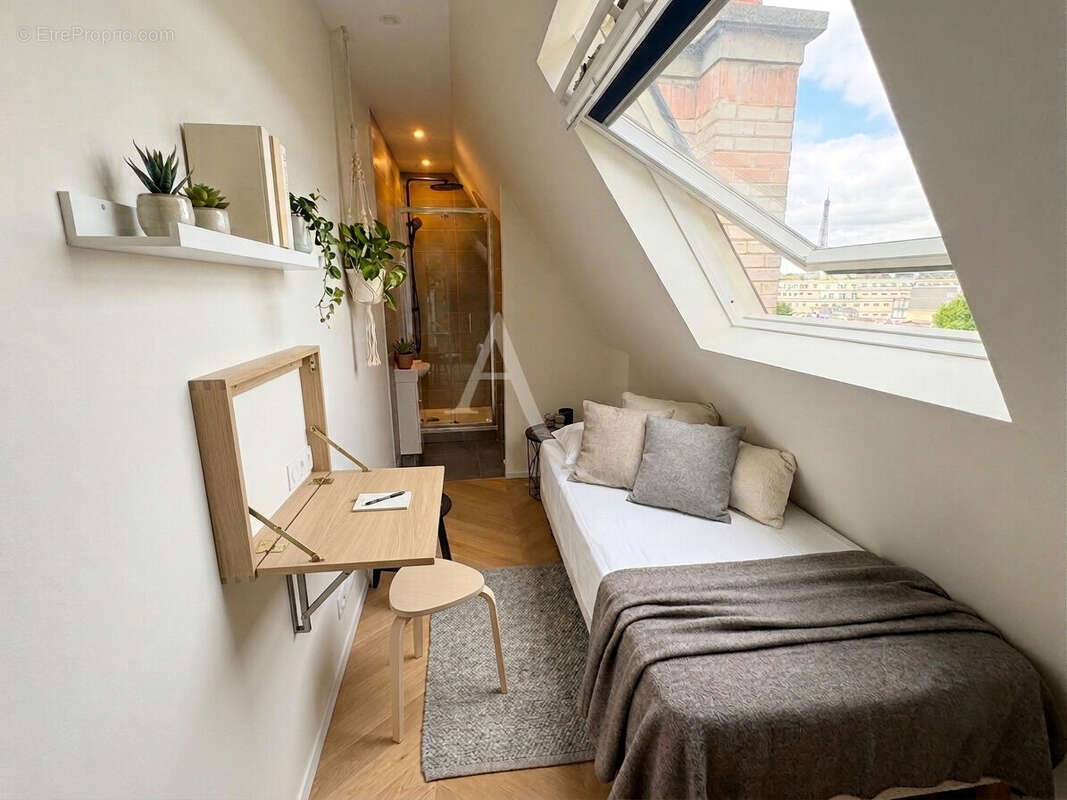 Appartement à PARIS-7E