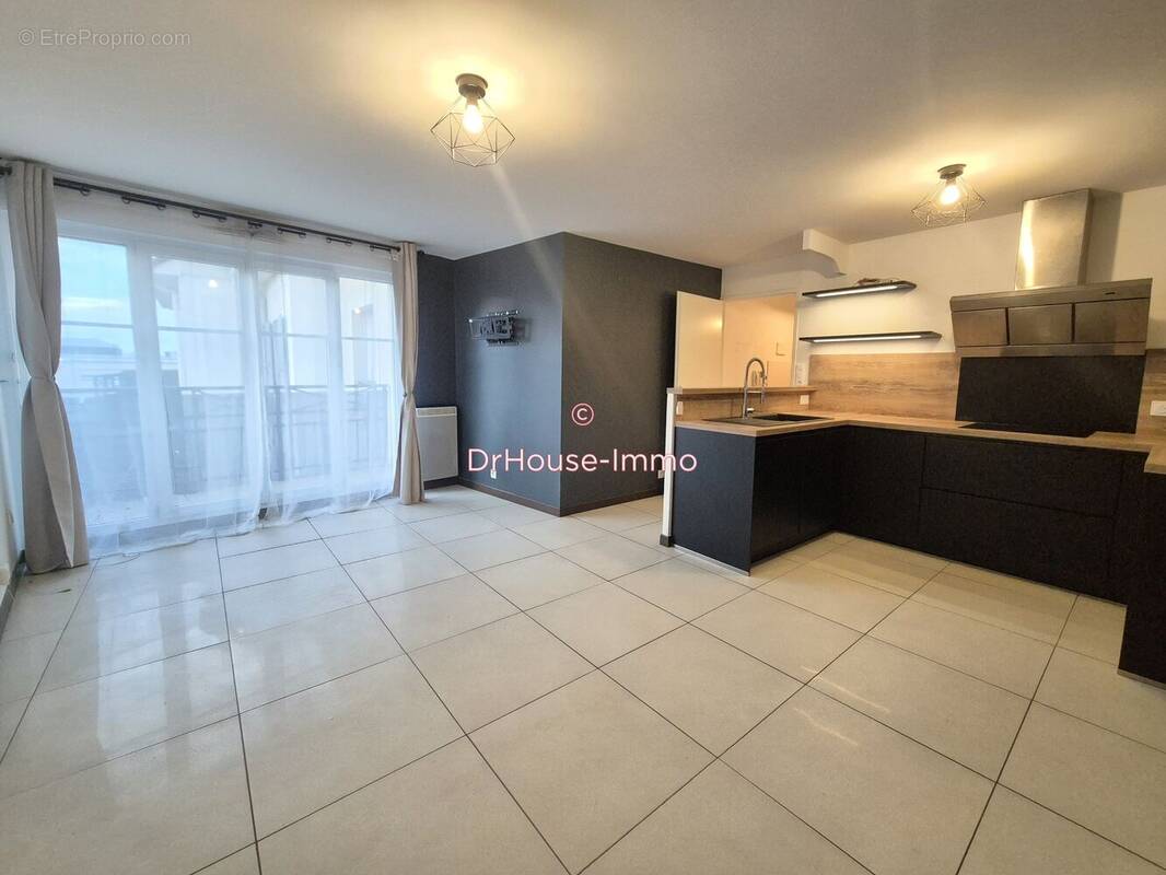 Appartement à MANTES-LA-JOLIE