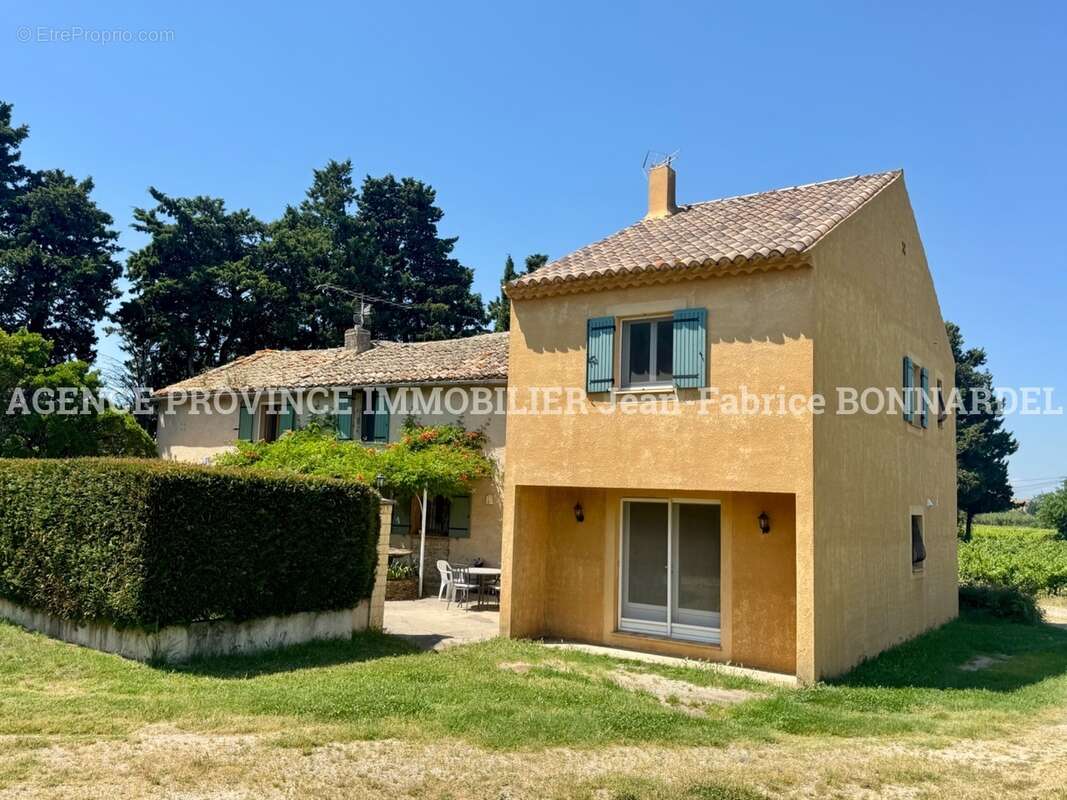 Maison à LA BAUME-DE-TRANSIT