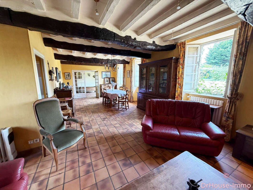 Maison 379 m² à Lamballe  - photo 18