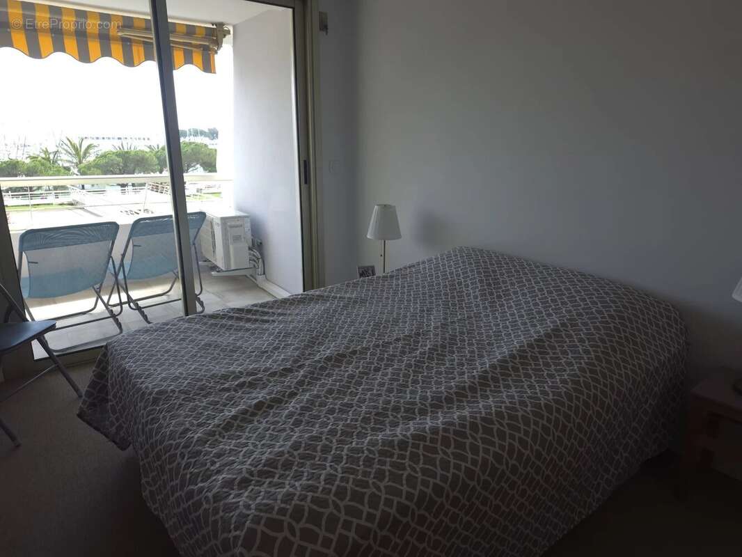 Appartement à VILLENEUVE-LOUBET