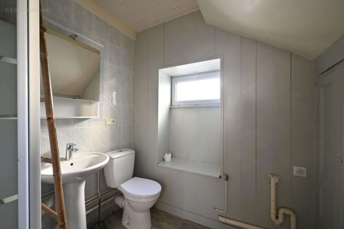 Maison à LES PORTES-EN-RE