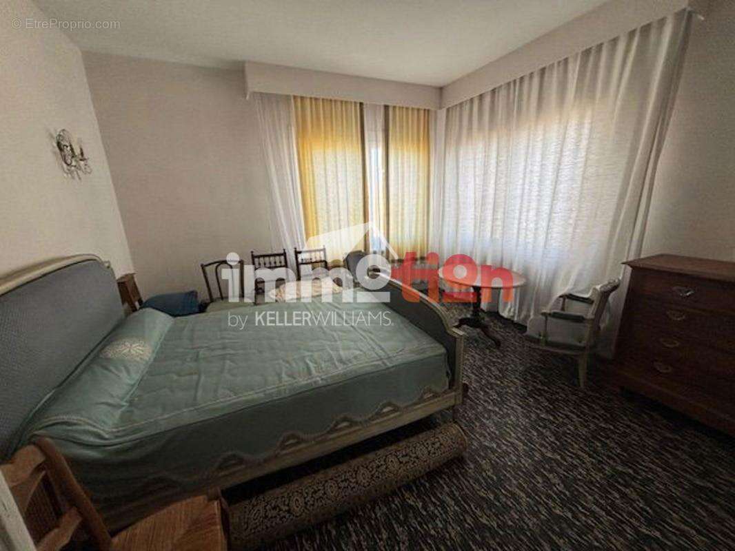 Maison à FEUQUIERES-EN-VIMEU