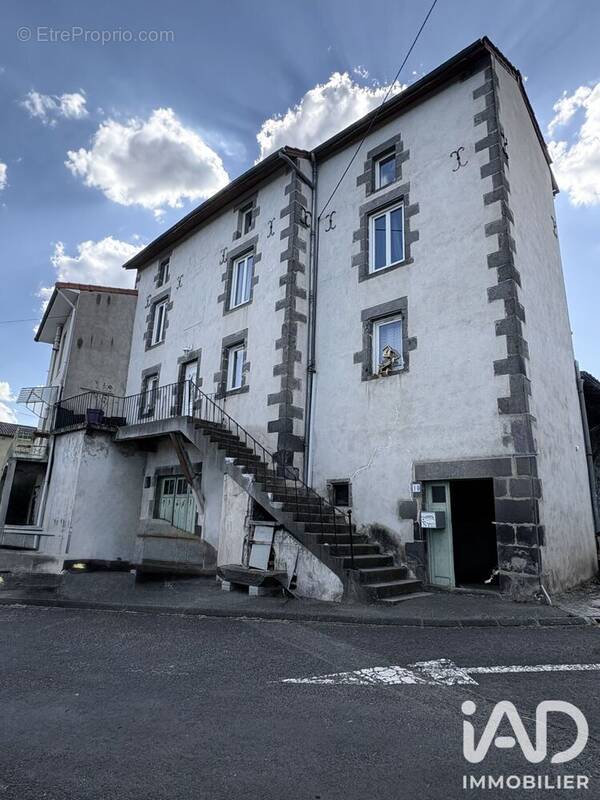 Photo 1 - Maison à CHATELGUYON