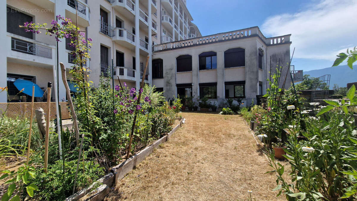 Appartement à AIX-LES-BAINS