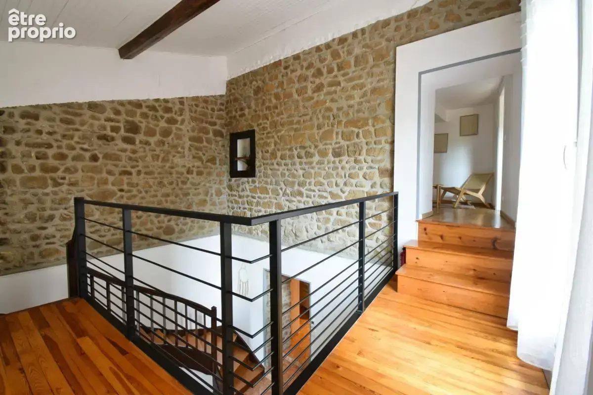 *** exclusivite ***  maison coup de cœur de 132 m² *** cunlhat 63590 *** - photo 7