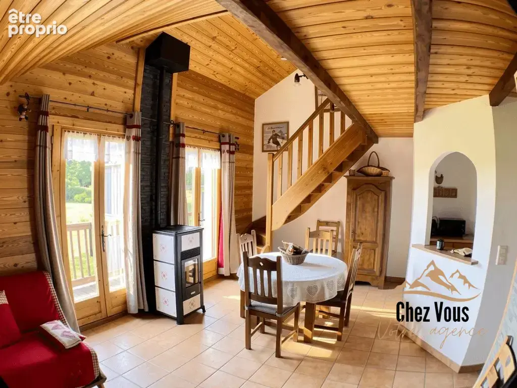 Appartement à LA SALLE-LES-ALPES