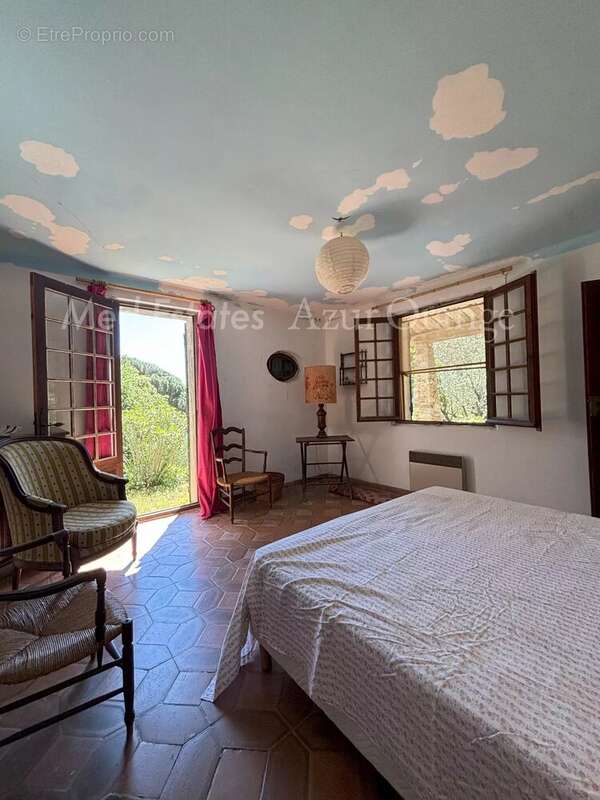 Maison à LA GARDE-FREINET