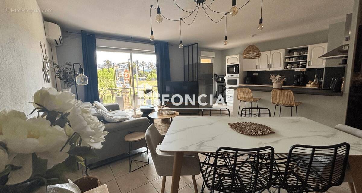 Appartement à HYERES